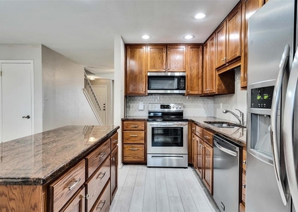 8219 Summer Side Dr - Photo 1