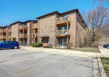 2260 Abbeywood Drive - Photo 1