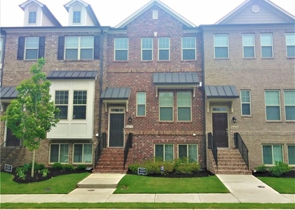 4475 Donahue Avenue - Photo 1