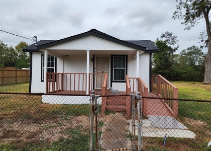 8215 Easter Street - Photo 1