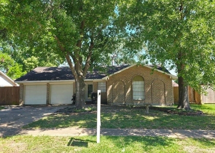 3223 Cedarmont Drive - Photo 1