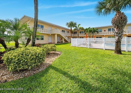 7801 Ridgewood Avenue - Photo 1
