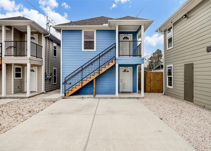 6212 Alderson - Photo 1