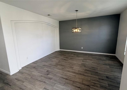 456 Knollwood Drive - Photo 1