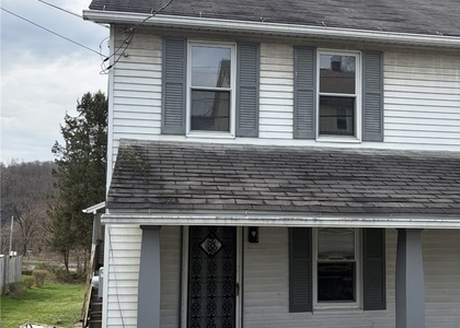 1154 Eisenhower Dr - Photo 1