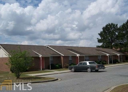 564 E Main Street - Photo 1