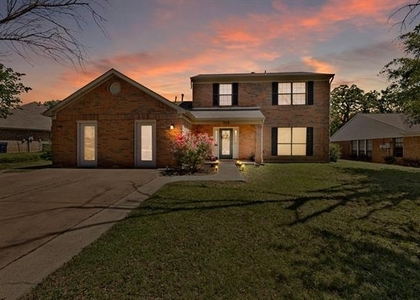 308 Mack Drive - Photo 1