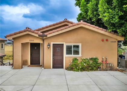 12511 Haleh Ln - Photo 1