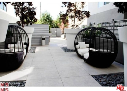 1700 Sawtelle Boulevard - Photo 1
