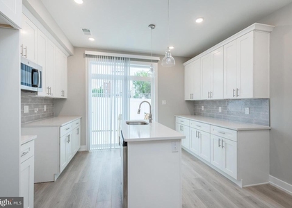 2550 N Howard Street - Photo 1