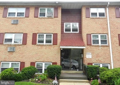 335 E Lancaster Avenue - Photo 1