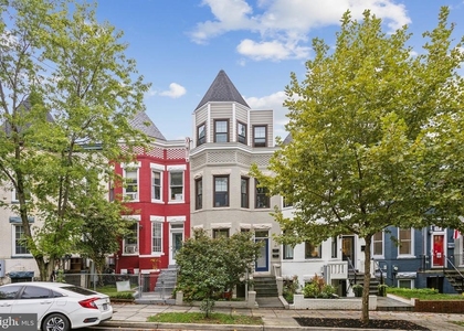 39 U Street Ne - Photo 1