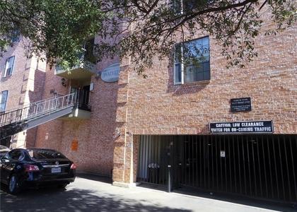 2401 Leon St - Photo 1