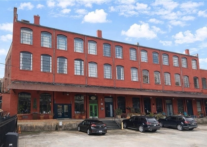 161 Sw Mangum Street - Photo 1