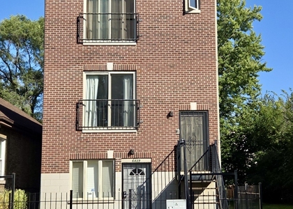 6439 S Saint Lawrence Avenue - Photo 1