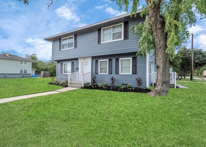 3404 Blodgett Street - Photo 1