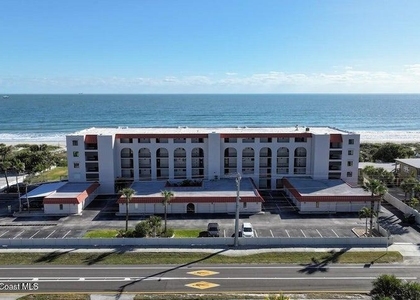 1305 S Atlantic Avenue - Photo 1