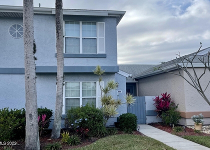 1425 Malibu Circle Ne - Photo 1