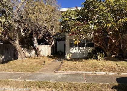 1034 Park Drive - Photo 1