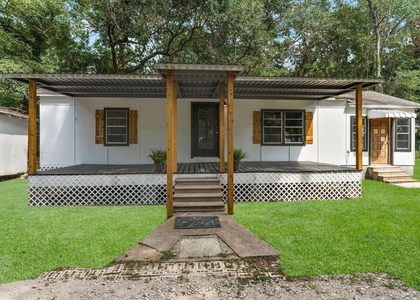 601 Dogwood Trail - Photo 1
