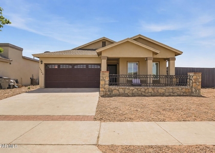 12748 Tre Maximiliano Avenue - Photo 1
