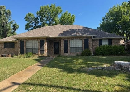 1531 Pickwick Lane - Photo 1