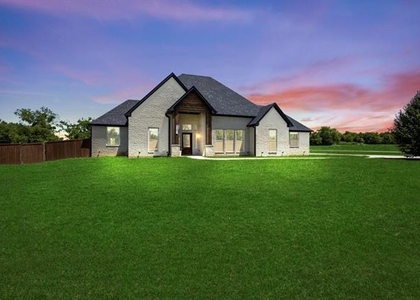 2201 Norwood Street - Photo 1