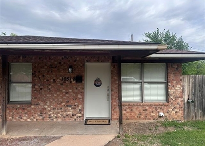 1651 Palm Street - Photo 1