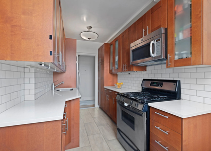 East 71st Street - Photo 1