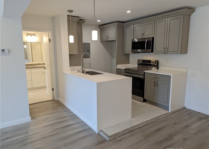 5460 White Oak - Photo 1