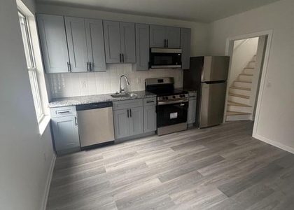 112 E Huntingdon Street - Photo 1