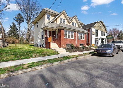 511 Third Avenue - Photo 1