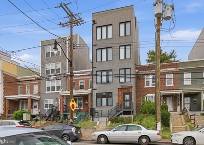 531 Kennedy Street Nw - Photo 1