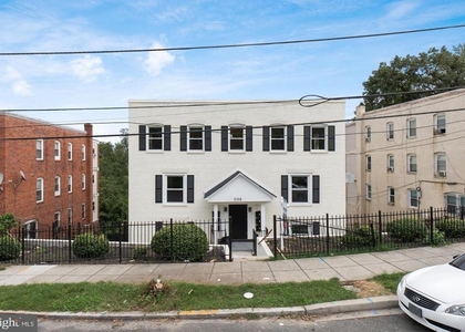 3158 Buena Vista Terrace Se - Photo 1