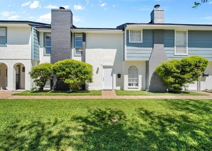 328 S 2nd Street - Photo 1