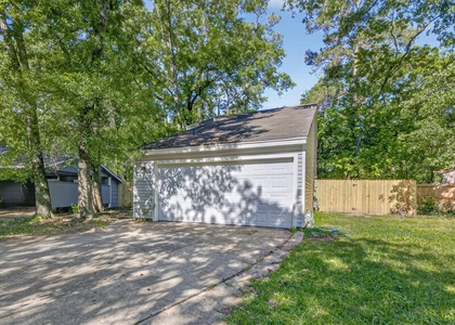 1106 E Red Cedar Circle - Photo 1