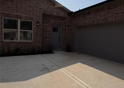 2615 Piemonte Avenue Cir - Photo 1