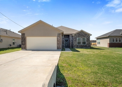 397 Road 5102 - Photo 1