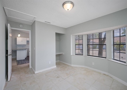 501 St. Michaels Way - Photo 1