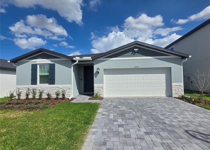 5009 Katrina Drive - Photo 1