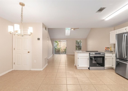 9755 Sw 52nd Road - Photo 1