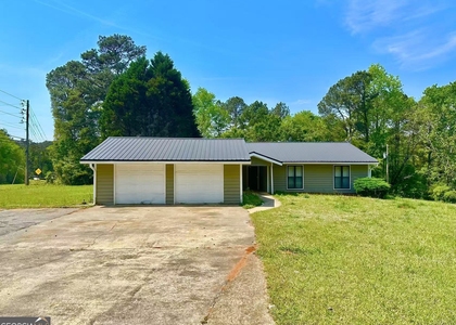 100 Lakeview Lane - Photo 1