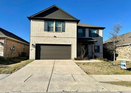 512 Virginia Way - Photo 1