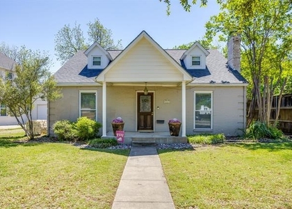 2809 Benbrook Boulevard - Photo 1