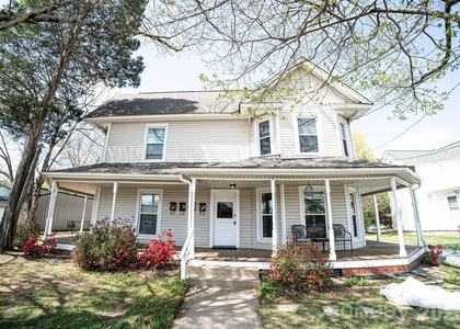 405 N Main Street - Photo 1