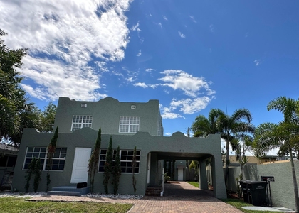 340 Walton Boulevard - Photo 1