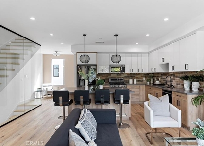 11858 W Flower Lane - Photo 1