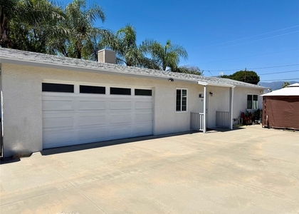 18421 E Cypress - Photo 1