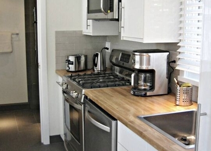 4125 1/4 Huron Avenue - Photo 1