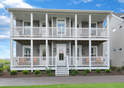 212 Great Loop East Drive - Photo 1